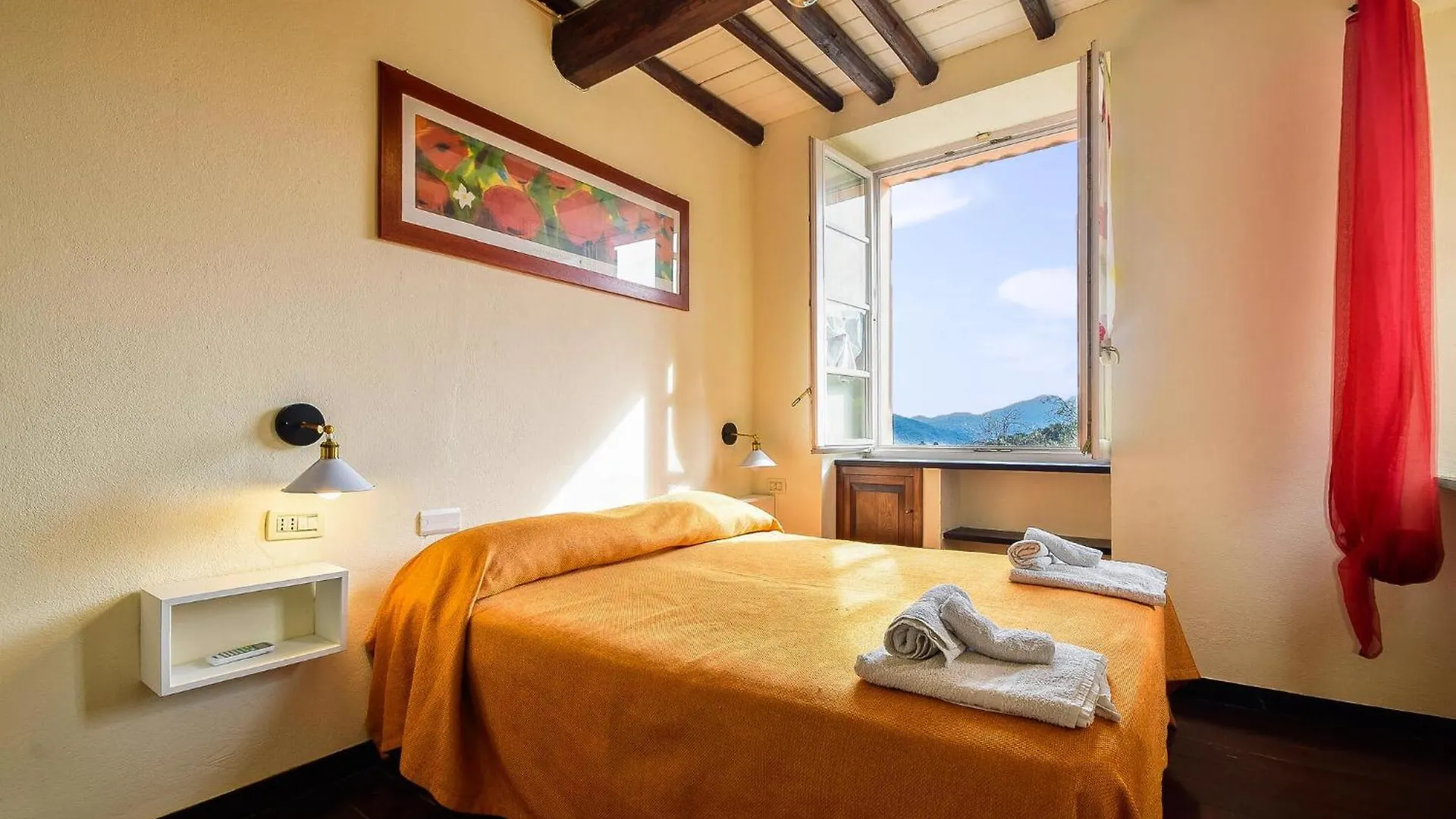 Stunning Apartment In Recco With Kitchen