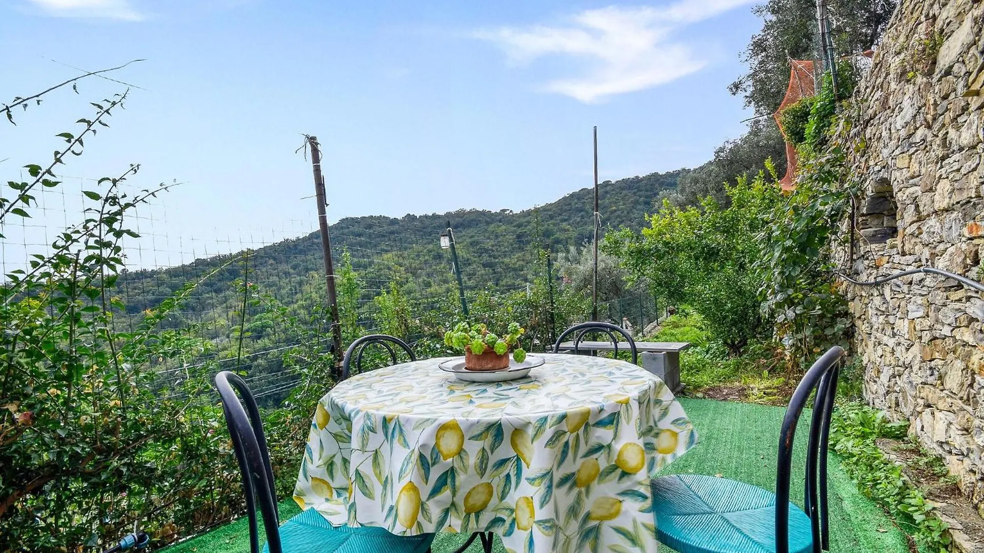 Stunning Apartment In Recco With Kitchen Italy